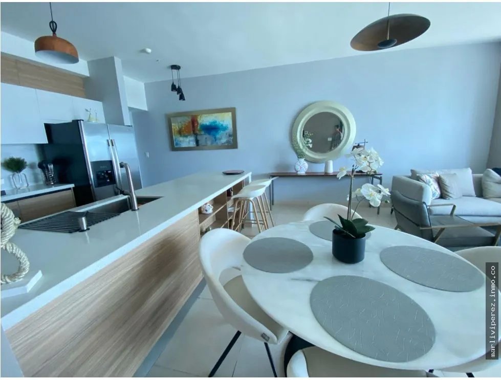 Alquiler de Apartamento en Avenida Balboa Amoblado