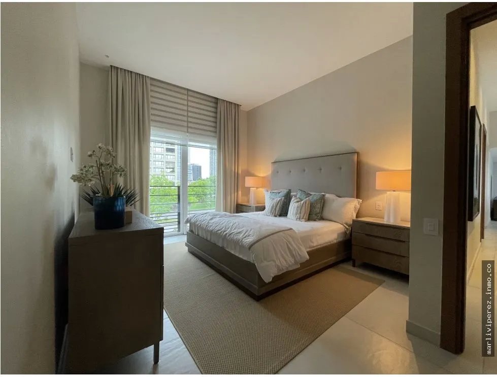 Venta de casa en Santa Maria de lujo 318mts2