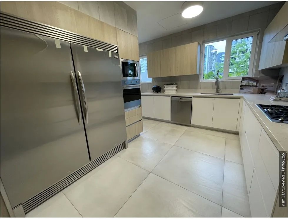 Venta de casa en Santa Maria de lujo 318mts2