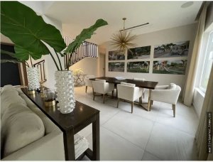 Venta de casa en Santa Maria de lujo 318mts2