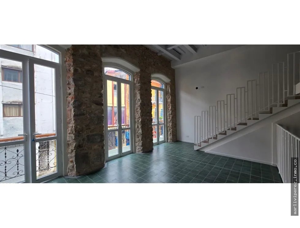 Apartment Sale in Casco Antiguo