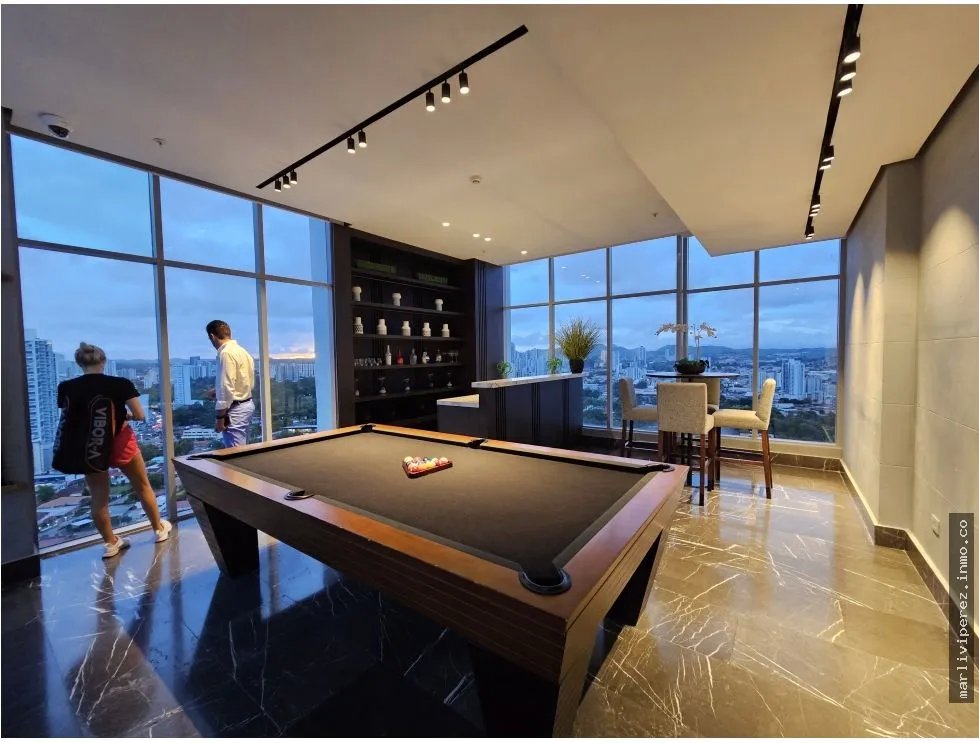 Luxury Apartment for Sale in Coco del Mar, San Francisco