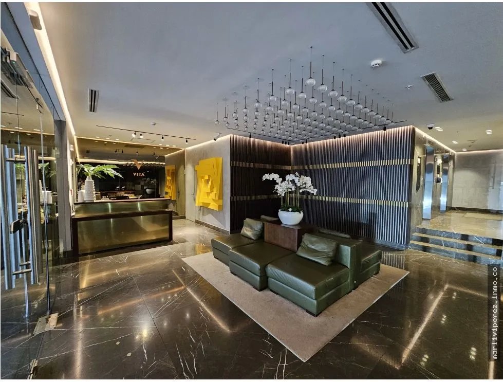 Luxury Apartment for Sale in Coco del Mar, San Francisco