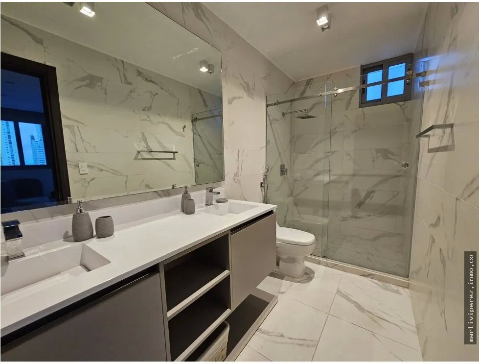 Luxury Apartment for Sale in Coco del Mar, San Francisco
