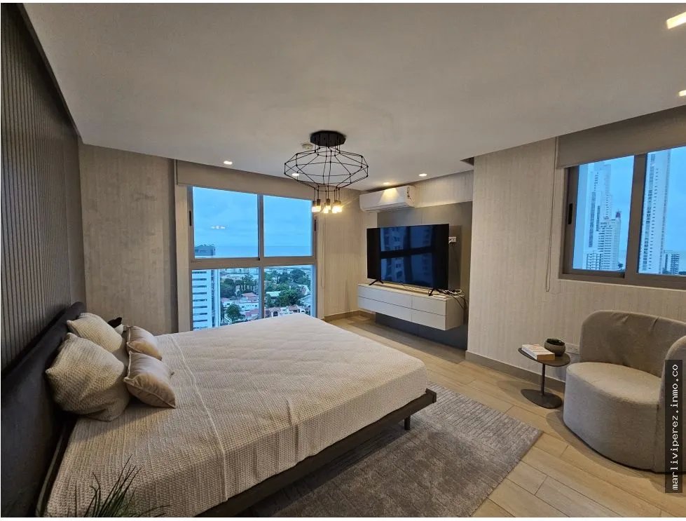 Luxury Apartment for Sale in Coco del Mar, San Francisco