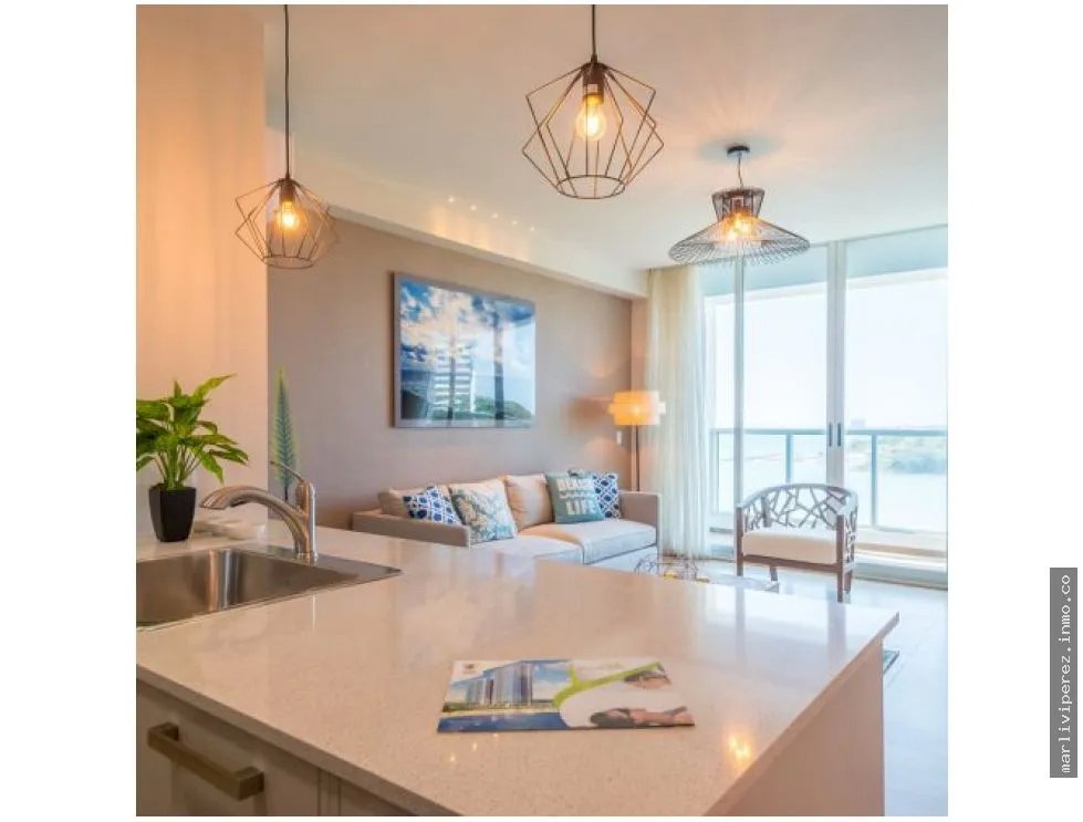 Apartamento en venta ROYAL PALM Gorgona Beach