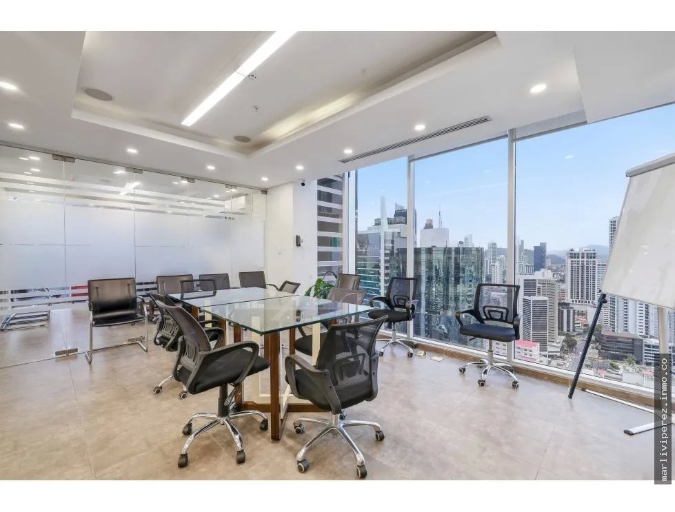 Venta de oficina en Obarrio Ph SL 55
