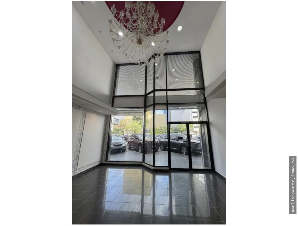 Alquiler de local comercial en Plaza Obarrio
