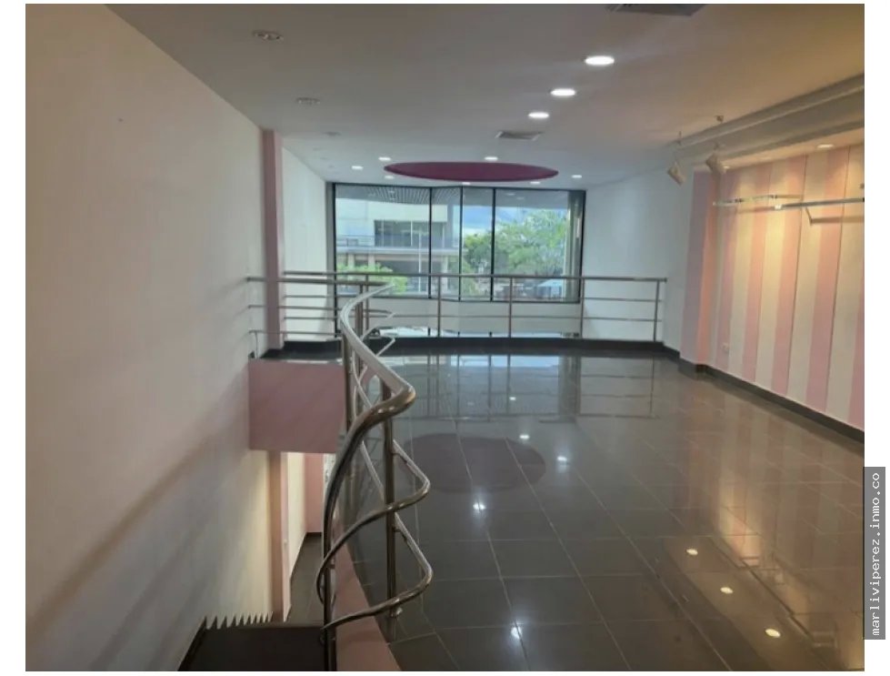 Alquiler de local comercial en Plaza Obarrio