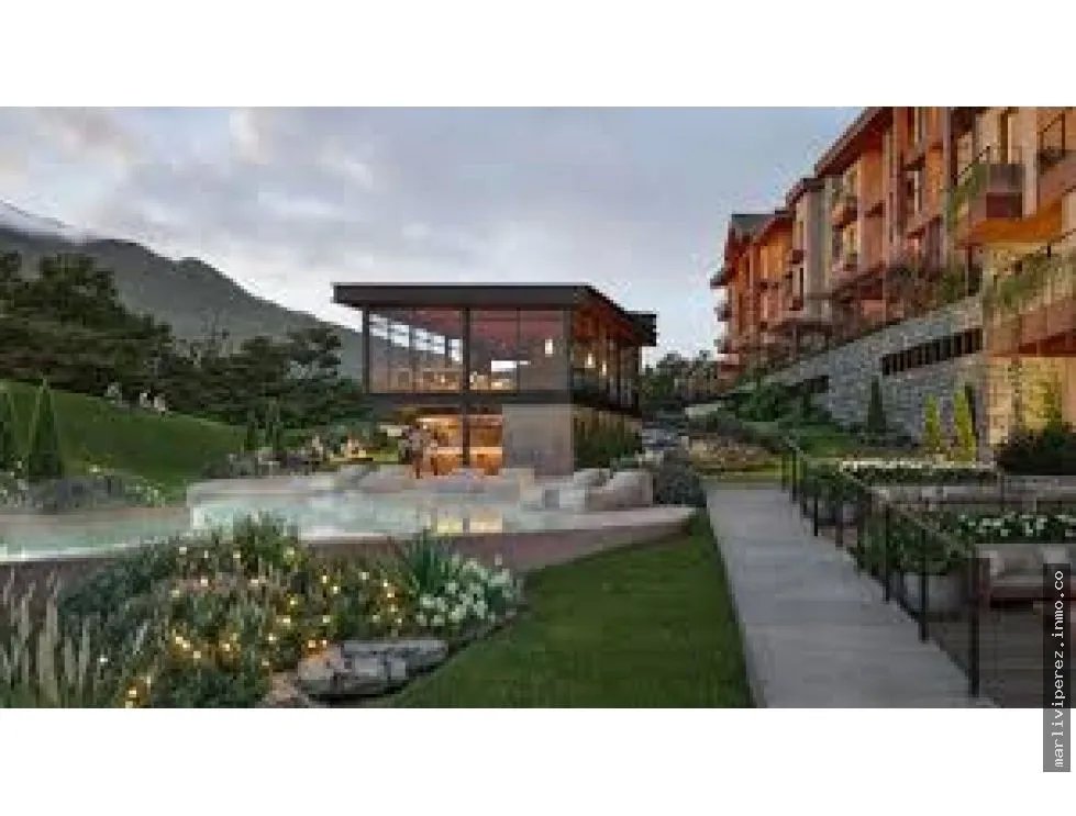 HOME FOR SALE LUXURY IN BOQUETE