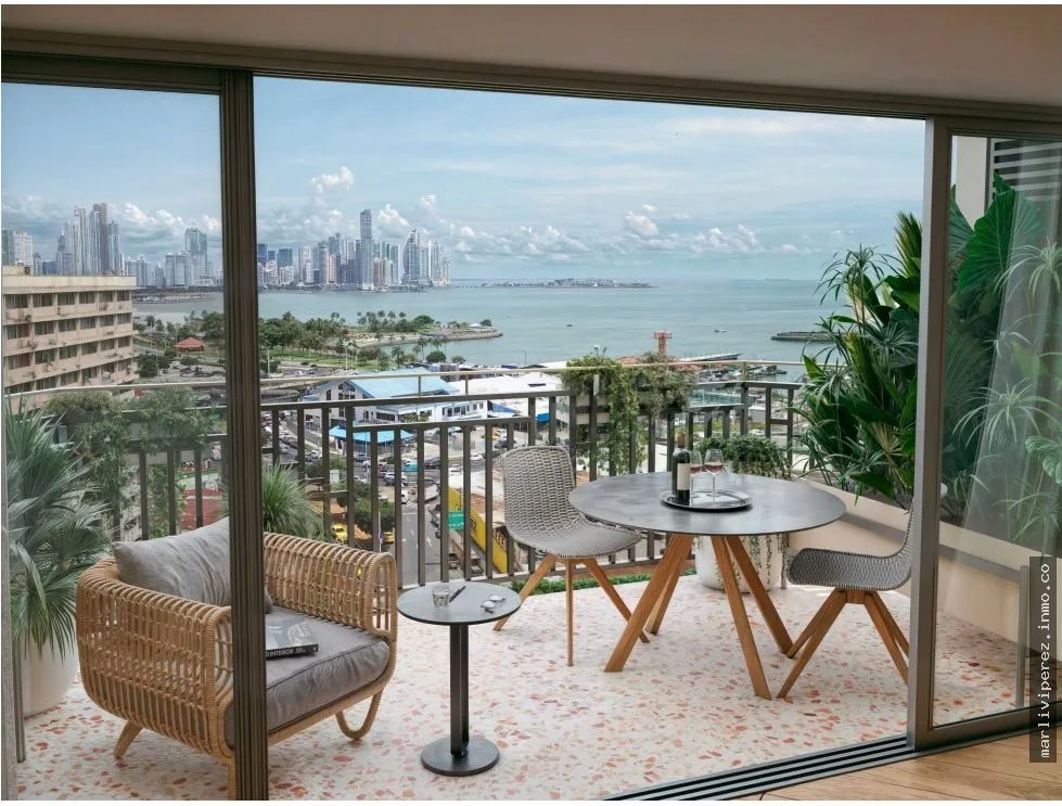 APARTMENT FOR SALE IN SANTA ANA