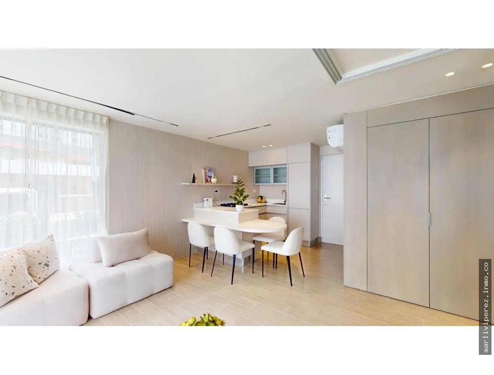 Apartment for Sale on Avenida Balboa