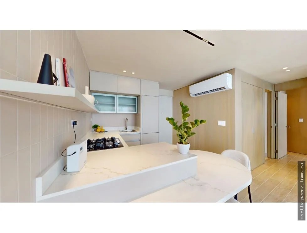 Apartment for Sale on Avenida Balboa