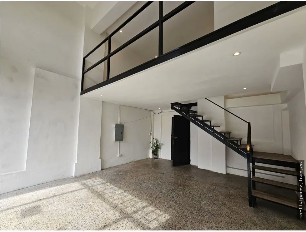 ALQUILER DE LOCAL COMERCIAL EN AVENIDA B