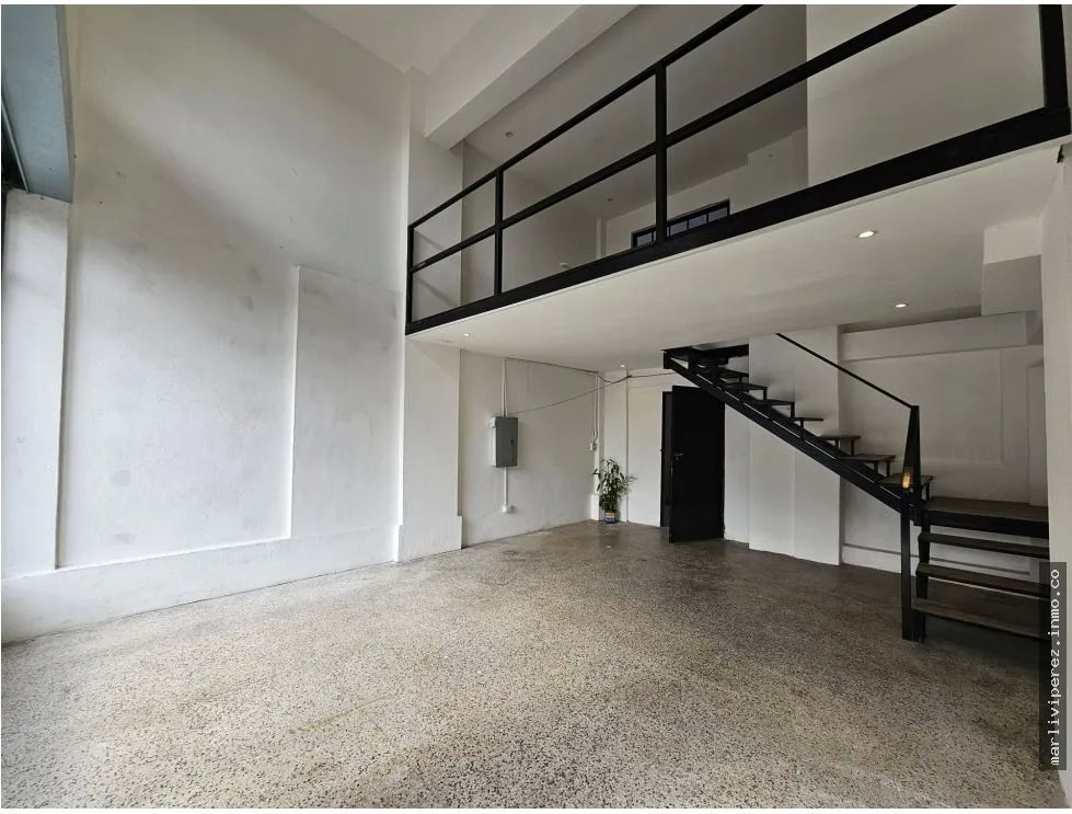 ALQUILER DE LOCAL COMERCIAL EN AVENIDA B