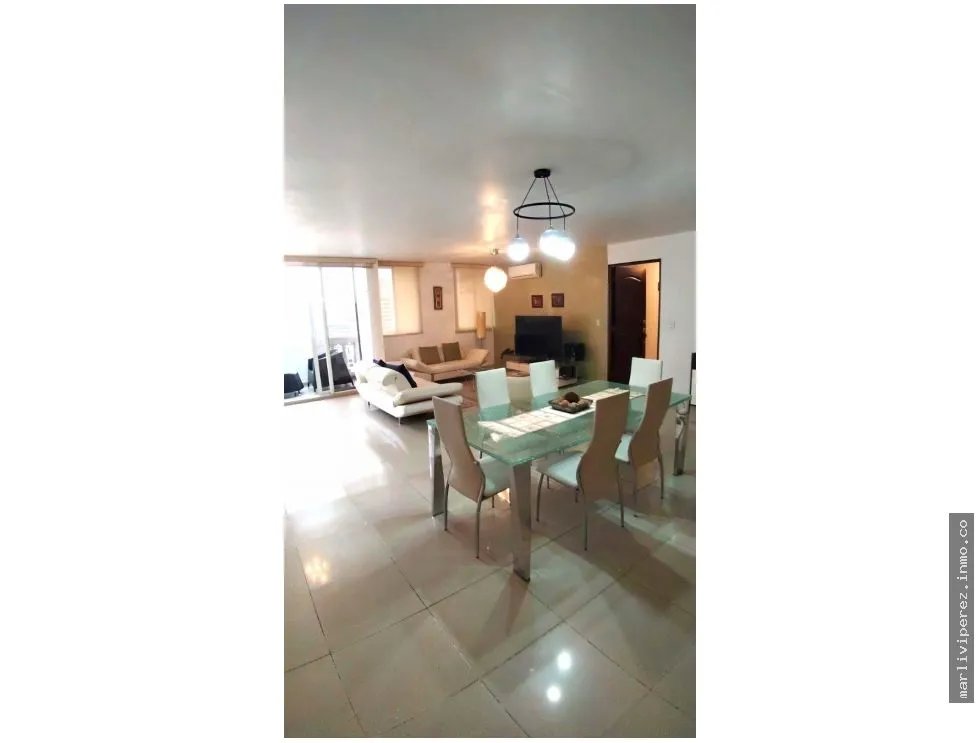Furnished Apartment Rental in Obarrio, Upper Floor (NEGOTIABLE)