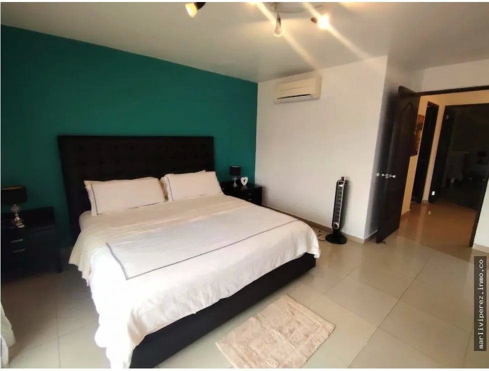 Furnished Apartment Rental in Obarrio, Upper Floor (NEGOTIABLE)