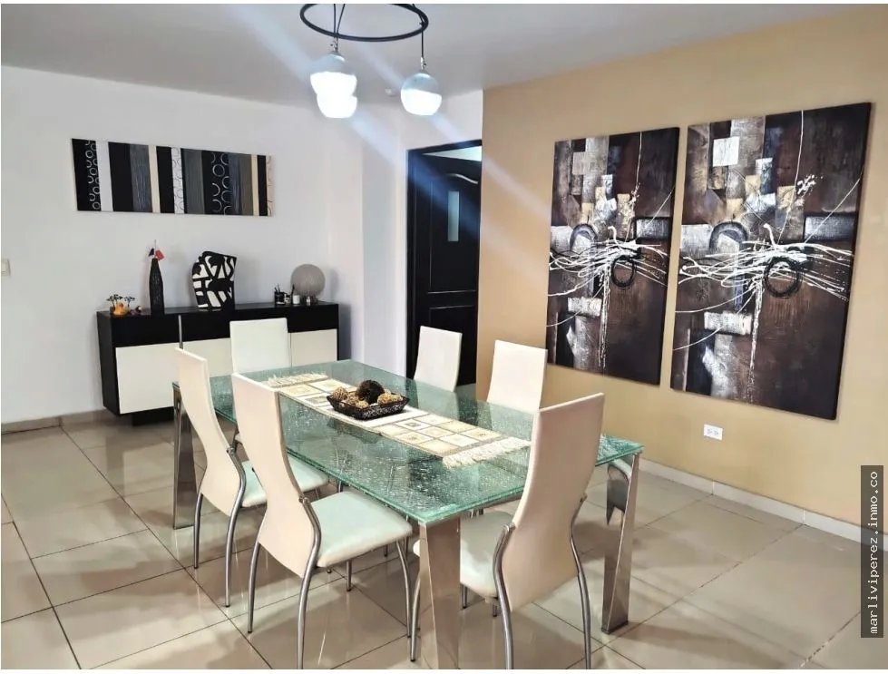 Furnished Apartment Rental in Obarrio, Upper Floor (NEGOTIABLE)