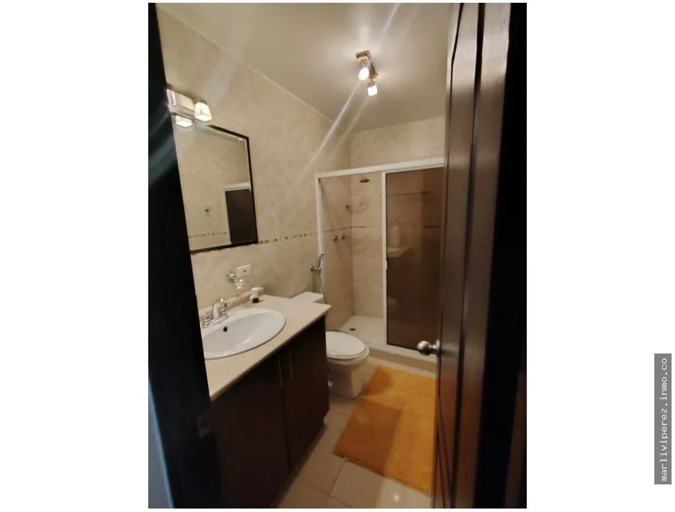 Furnished Apartment Rental in Obarrio, Upper Floor (NEGOTIABLE)