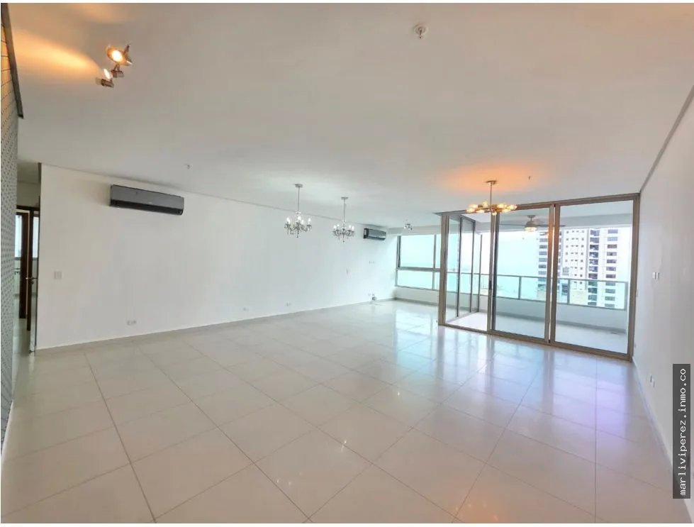 VENTA DE APARTAMENTO EN PH MIRADOR, PISO ALTO