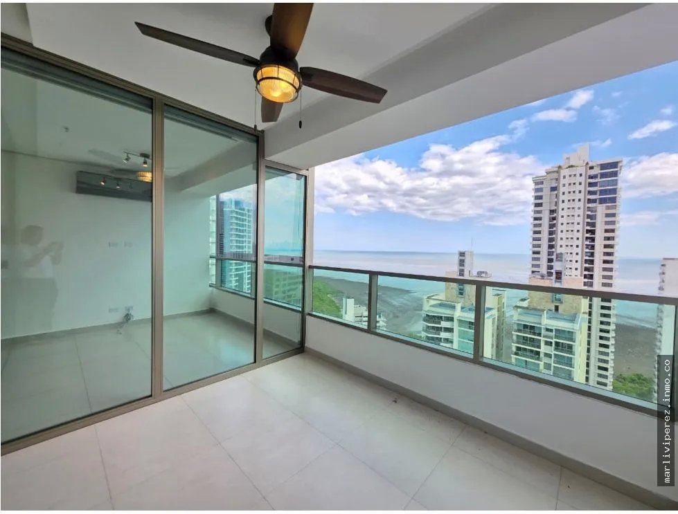 VENTA DE APARTAMENTO EN PH MIRADOR, PISO ALTO