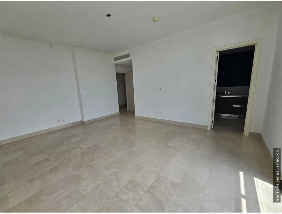 VENTA DE EXCLUSIVO APARTAMENTO EN COCO DEL MAR