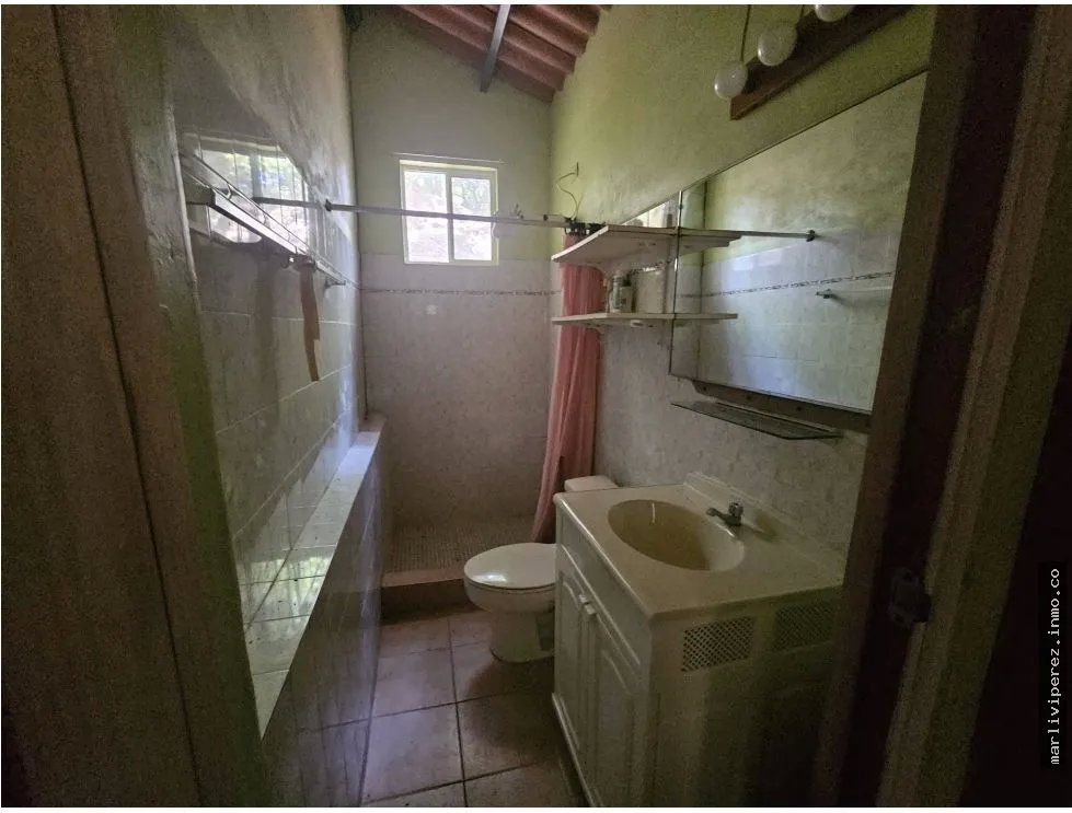 VENTA DE TERRENO CON CASA EN ALTOS DE MARIA