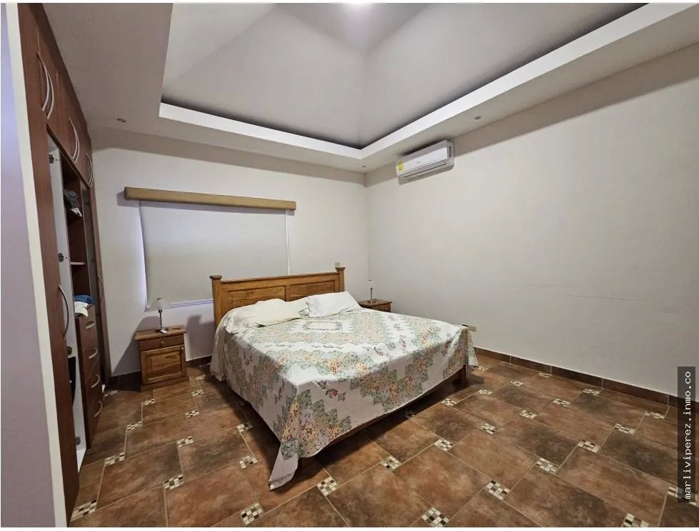 VENTA DE CASA AMOBLADA EN CORONADO (NEGOCIABLE)