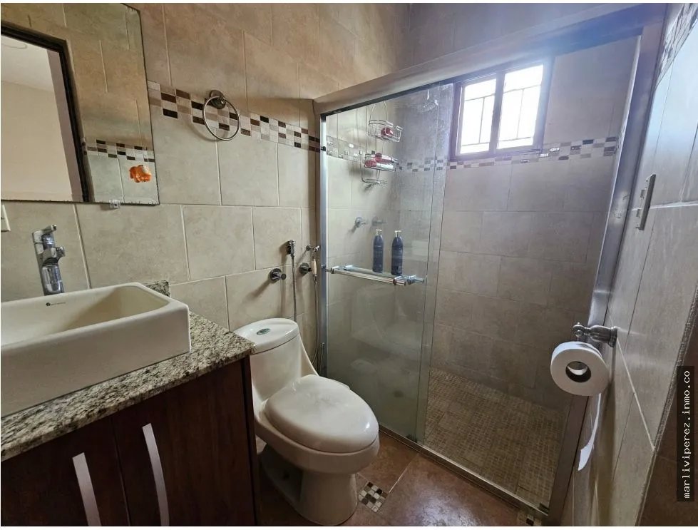 VENTA DE CASA AMOBLADA EN CORONADO (NEGOCIABLE)