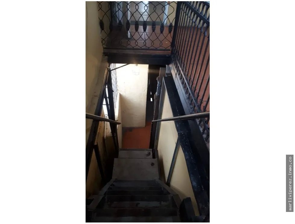 BUILDING FOR SALE ON AVENUE B