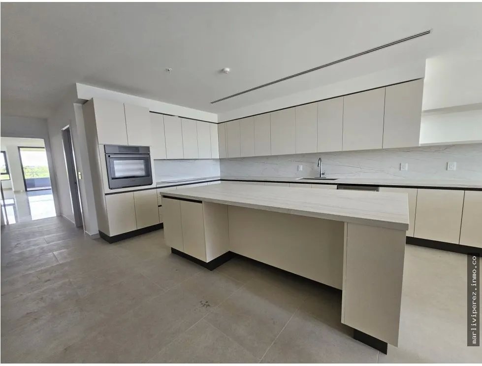 VENTA DE APARTAMENTO DE LUJO EN SANTA MARIA