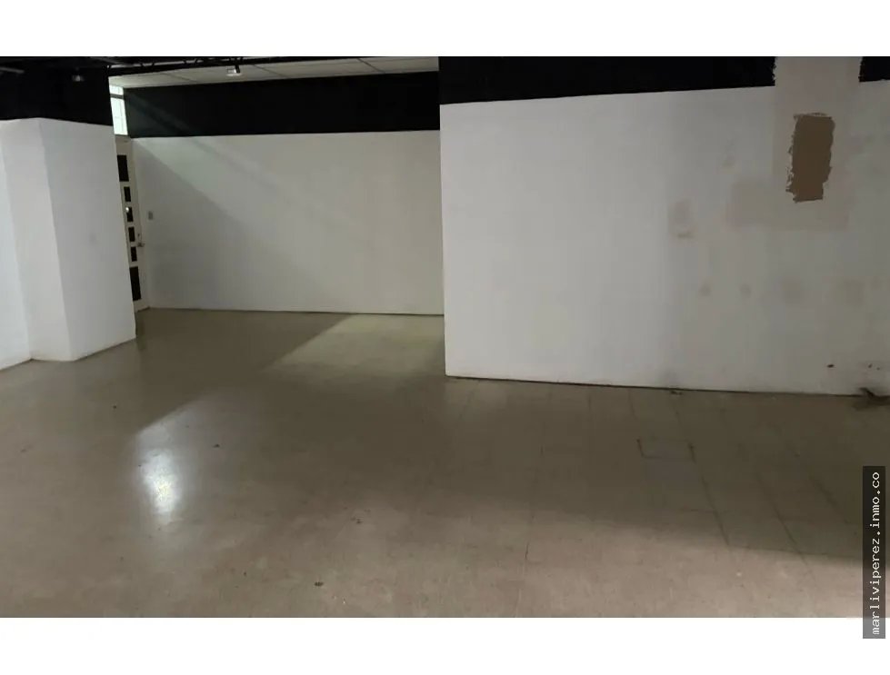 Se alquila local en Paitilla