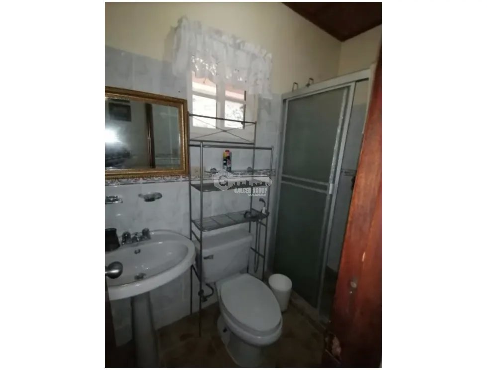 CERRO AZUL / FORTIN / 2627M / 3 NIVELES / 3 HAB / VACIA / 5 PARKING