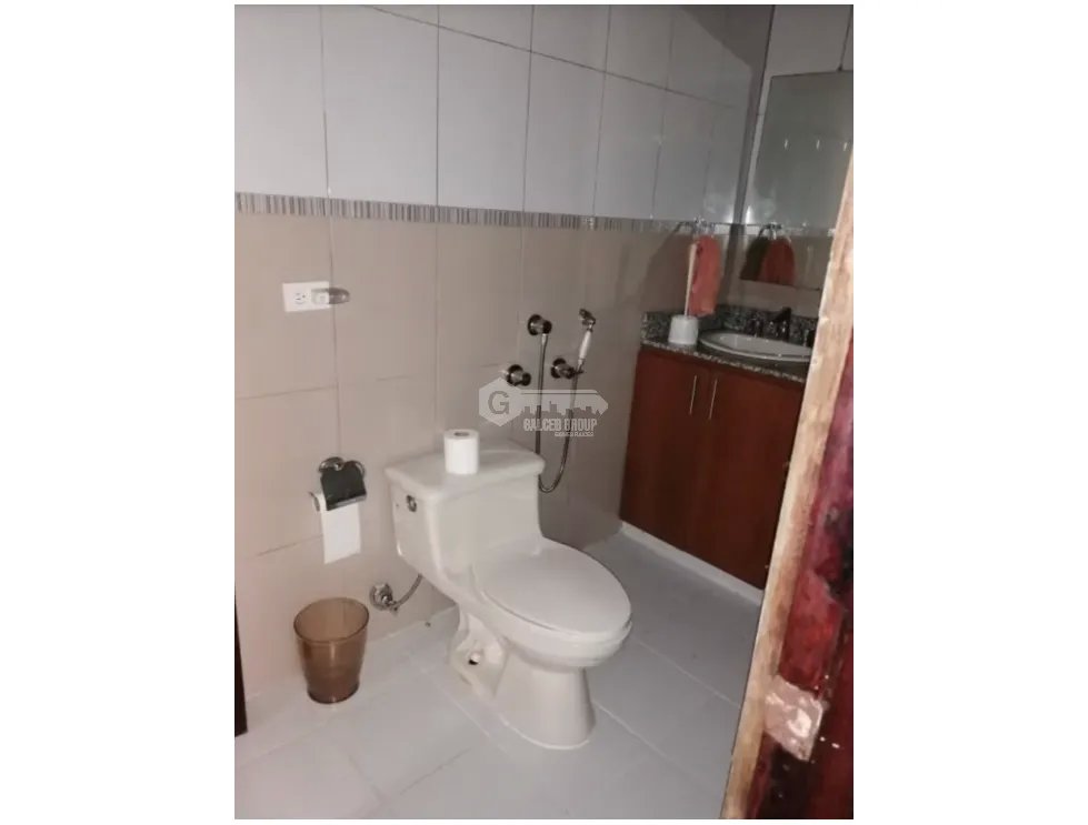 CERRO AZUL / FORTIN / 2627M / 3 NIVELES / 3 HAB / VACIA / 5 PARKING