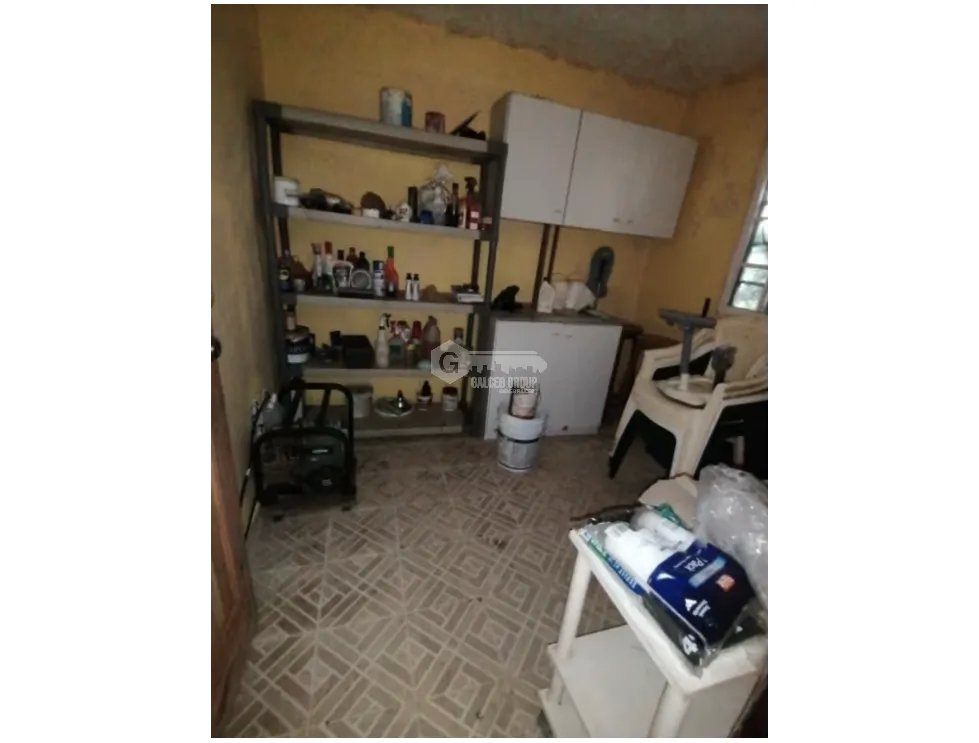 CERRO AZUL / FORTIN / 2627M / 3 NIVELES / 3 HAB / VACIA / 5 PARKING