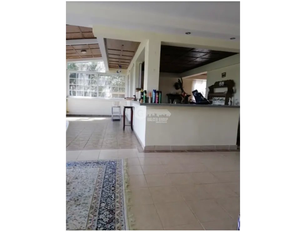 CERRO AZUL / FORTIN / 2627M / 3 NIVELES / 3 HAB / VACIA / 5 PARKING
