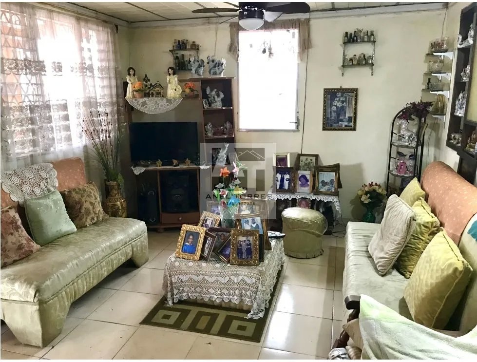Single-Family Home for Sale in Don Bosco Urbanization (NEGOTIABLE PRICE)