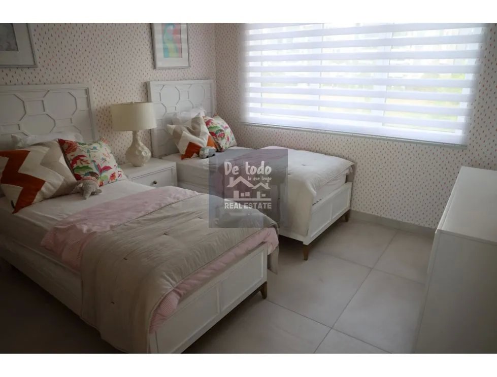 Se Vende Duplex en Santa Maria The Woods.