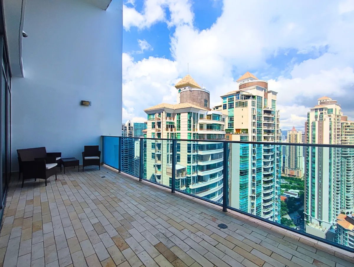 Investment Opportunity in Grand Tower Punta Pacifica, 214 m², With Tenant - $566,000