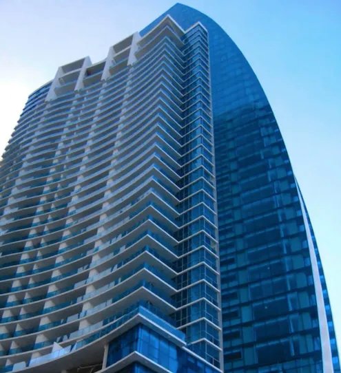 Investment Opportunity in Grand Tower Punta Pacifica: 307 m² Oceanfront Apartment with Tenant - $798,000
