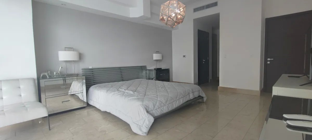 Investment Opportunity in Grand Tower Punta Pacifica, 231 m², With Tenant, $599,000