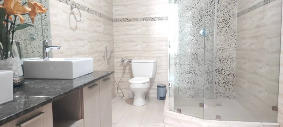 Investment Opportunity in Grand Tower Punta Pacifica, 231 m², With Tenant, $599,000