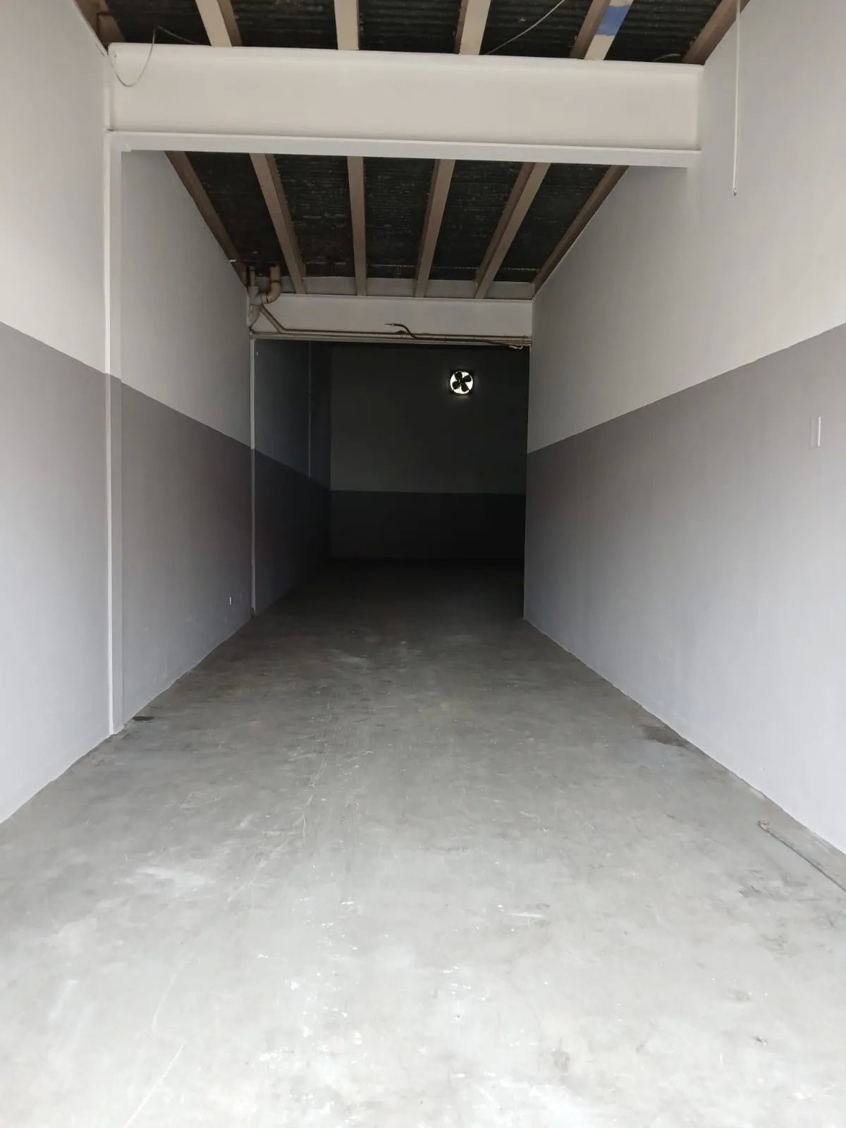 Warehouse for rent