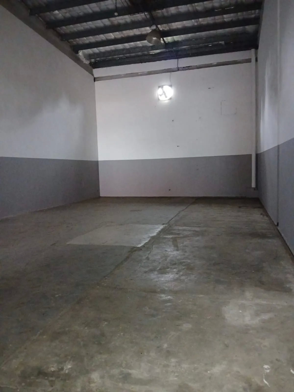 Warehouse for rent