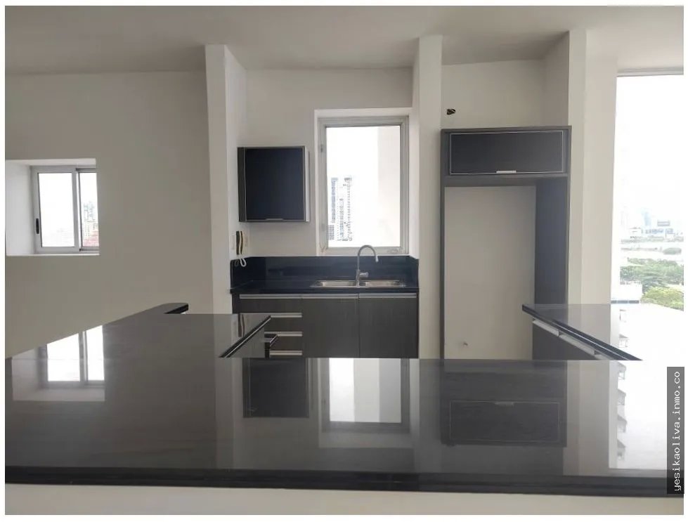 For Sale: Oceanfront Apartment PH Rivage
