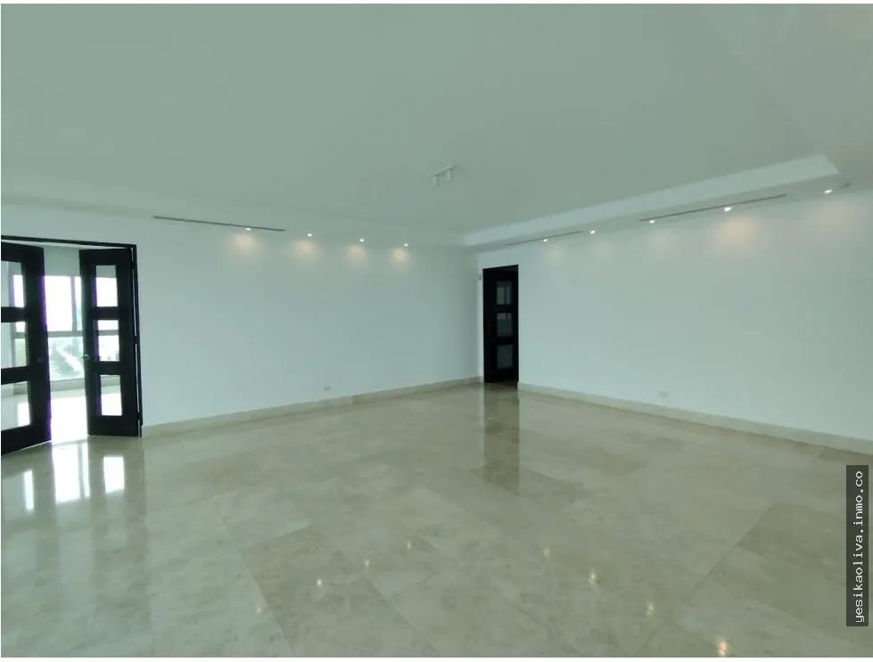 Sale of Exclusive Apartment in Costa del Este