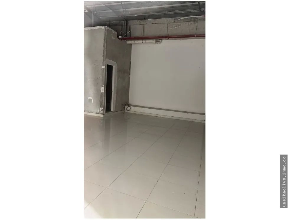 Alquiler de Local Comercial en Megamall, Panamá Este