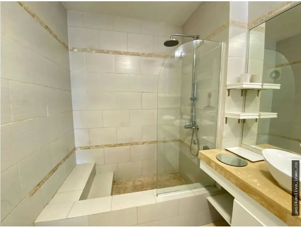Alquiler de Apartamento en Avenida Balboa Amoblado