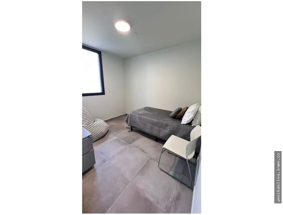 Sale of Beachfront Apartment in Costa del Este, First Line
