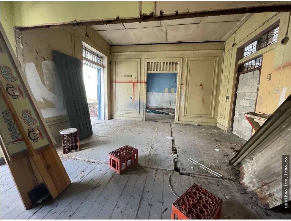 BUILDING SALE IN OLD TOWN